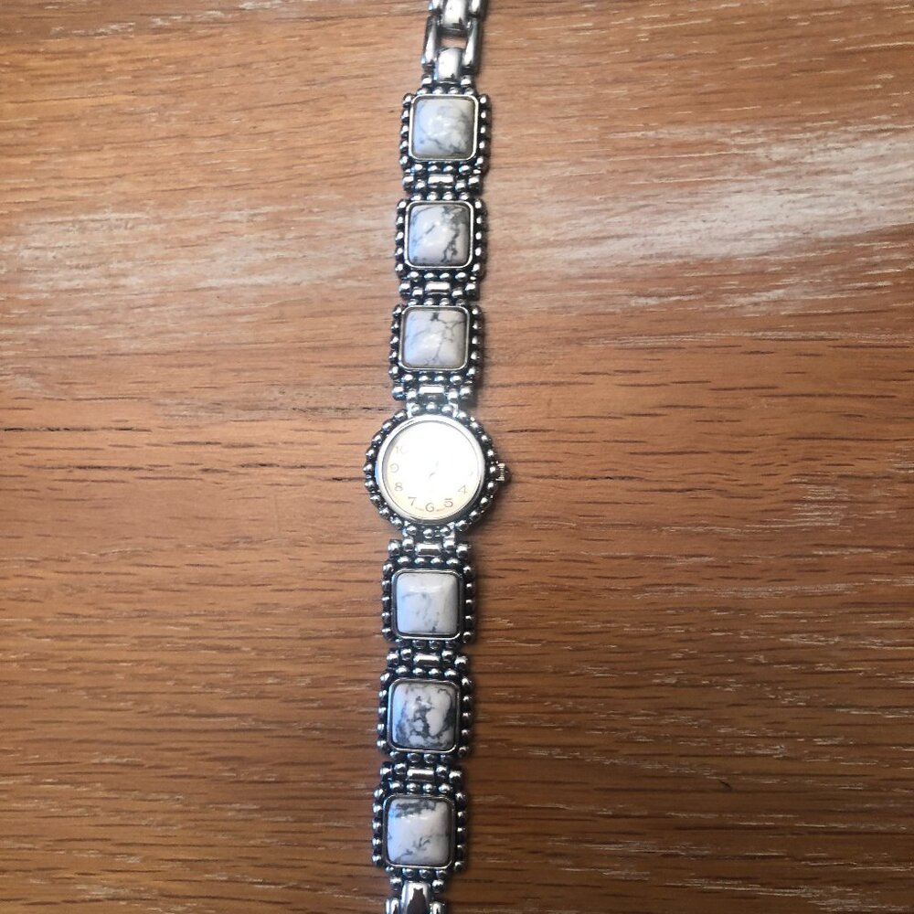 Vintage Moulin Silvertone bracelet watch w/simulated howlite stones